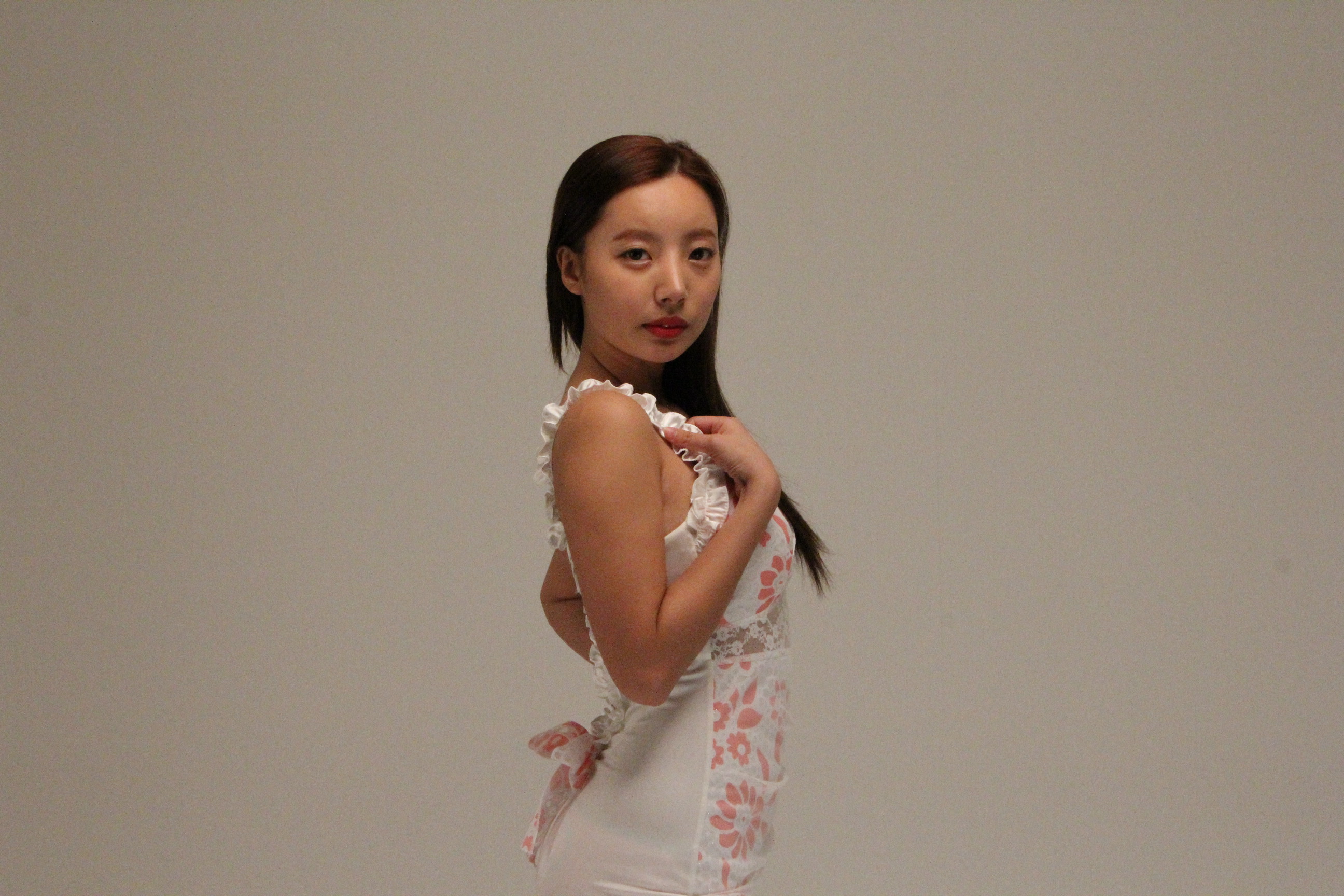 미분류 / 혜빈 2399장 1.33GB